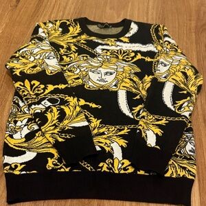 Men's Black & Yellow Patterned Sweater medusa head boutique style, trendy szM